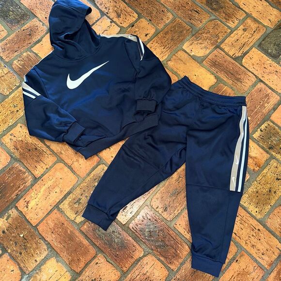 Nike Hoodie Jogger Set - Picture 1 of 6